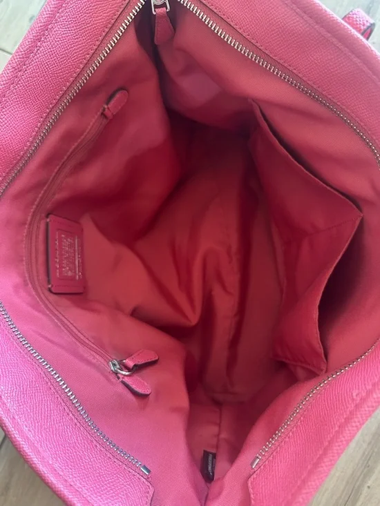 Coach Hot Pink Leather Tote with Logo Tag - Picture 4 of 5